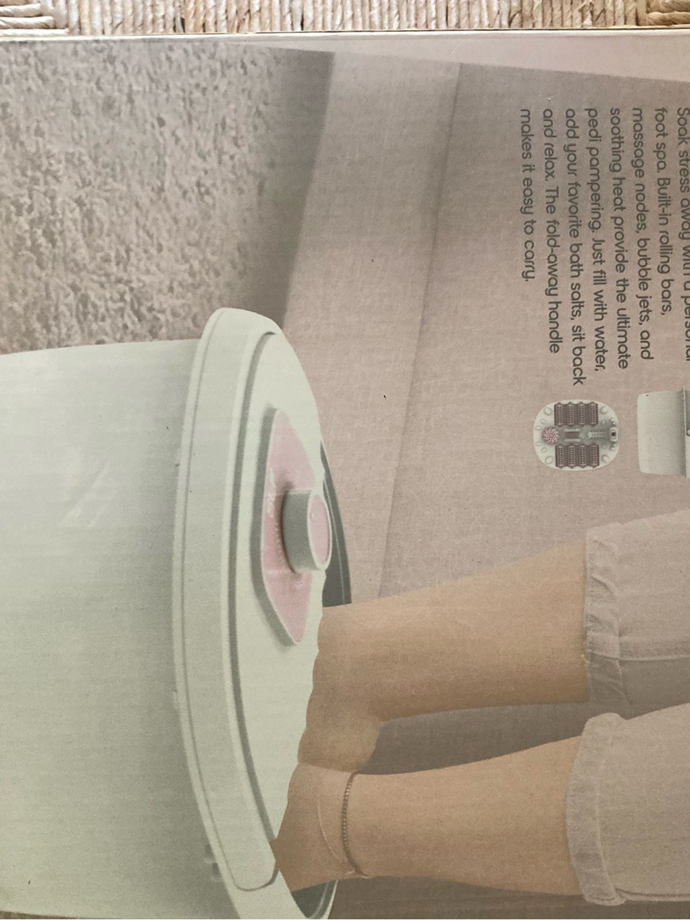 Tzumi SLF Deluxe Pedi Spa Collapsible Foot Bath Massager NIB